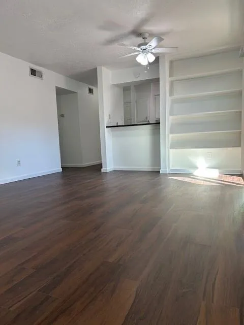 10555 Turtlewood Court #516 Houston, TX 77072