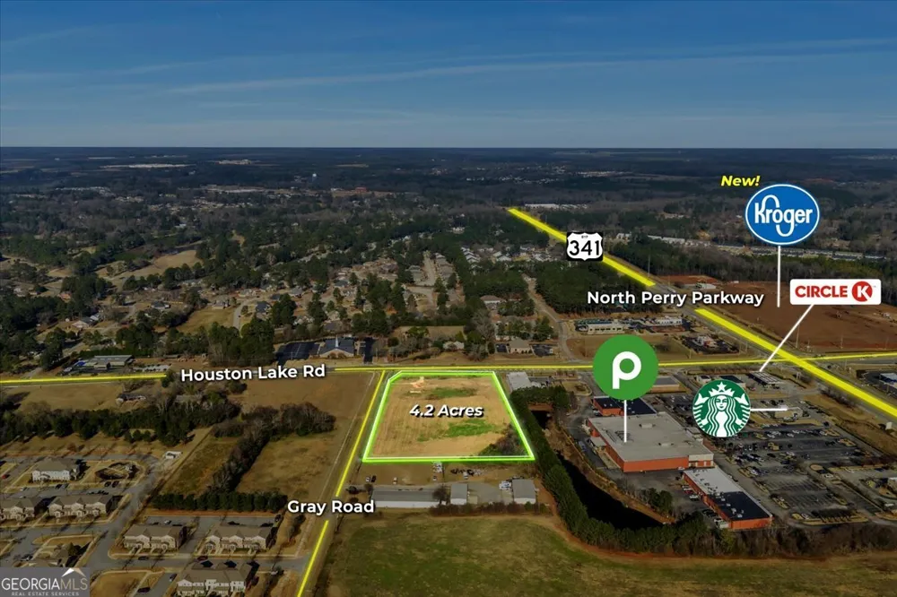 1802 Houston Lake RD Perry, GA 31069