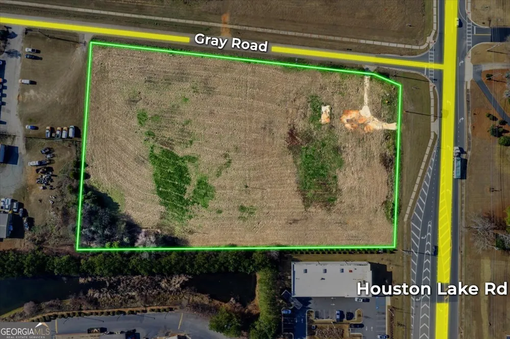 1802 Houston Lake RD Perry, GA 31069