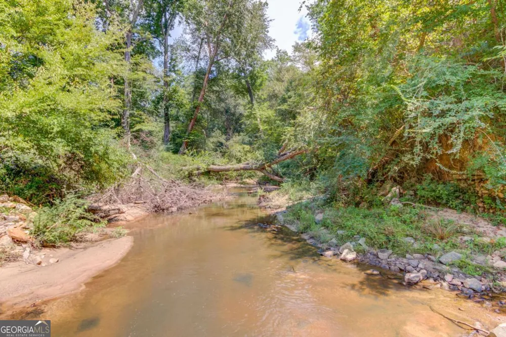 7207 Spout Springs RD Flowery Branch, GA 30542