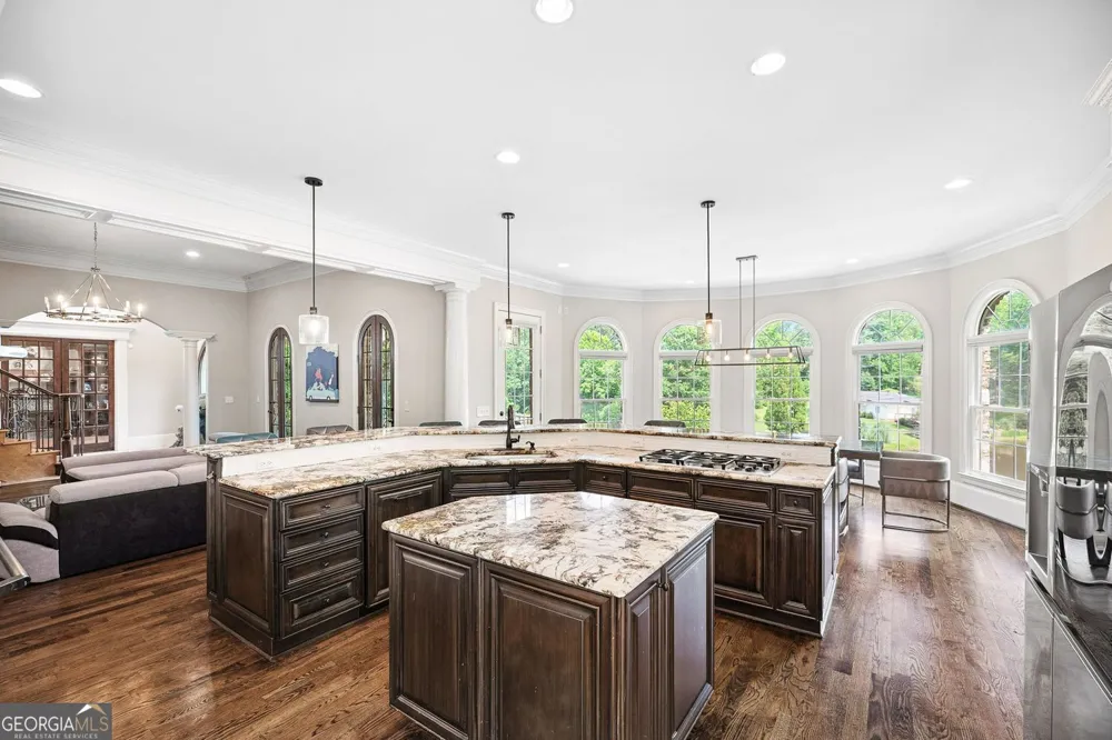 11140 W RD Roswell, GA 30075