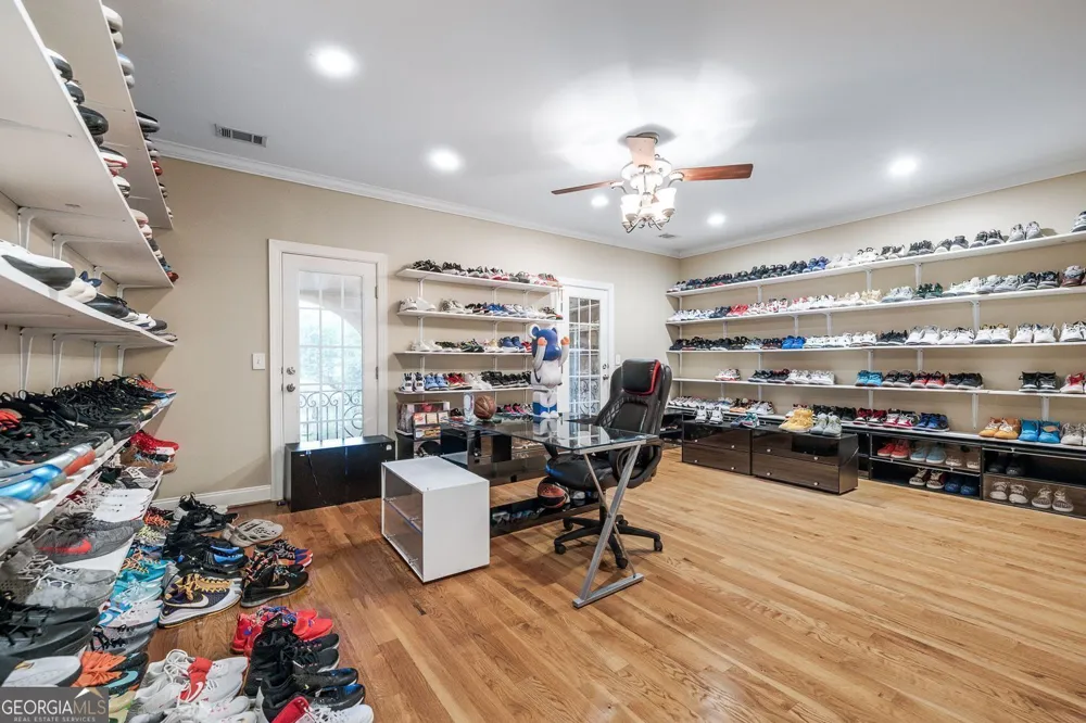11140 W RD Roswell, GA 30075