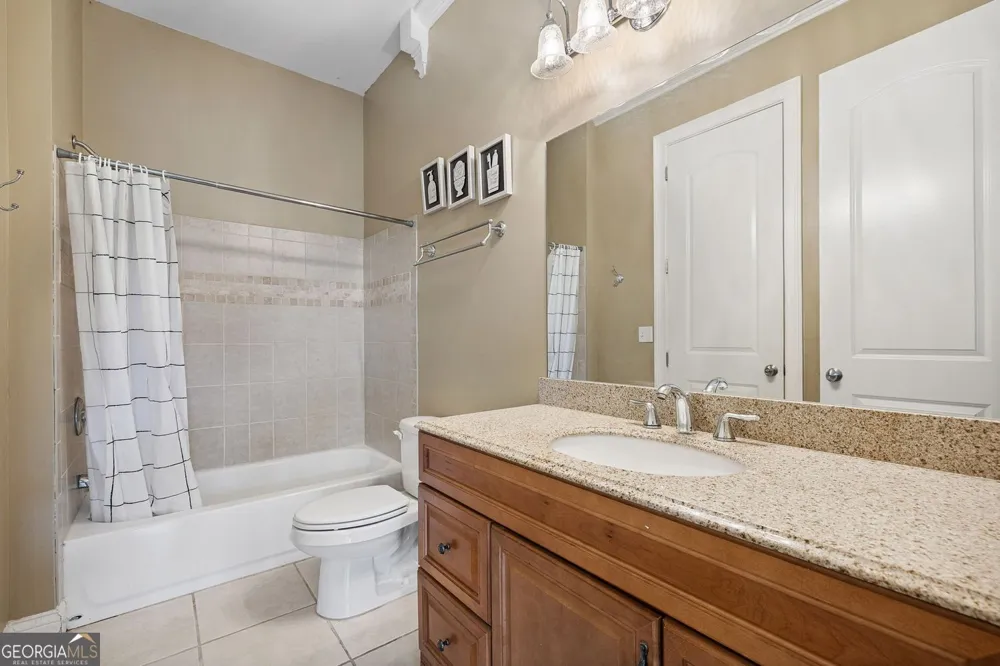 11140 W RD Roswell, GA 30075
