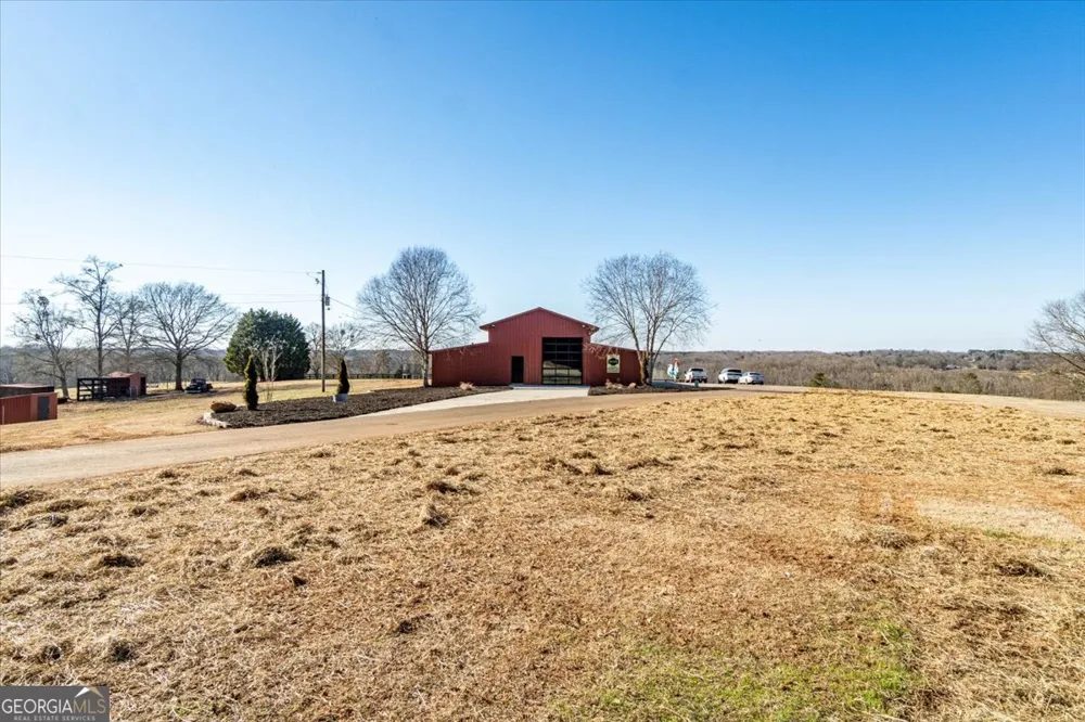 284 Snow Farm RD Hull, GA 30646