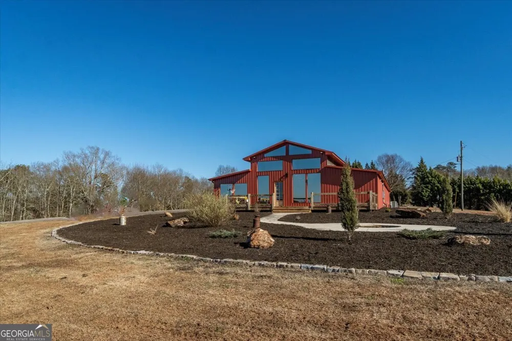284 Snow Farm RD Hull, GA 30646