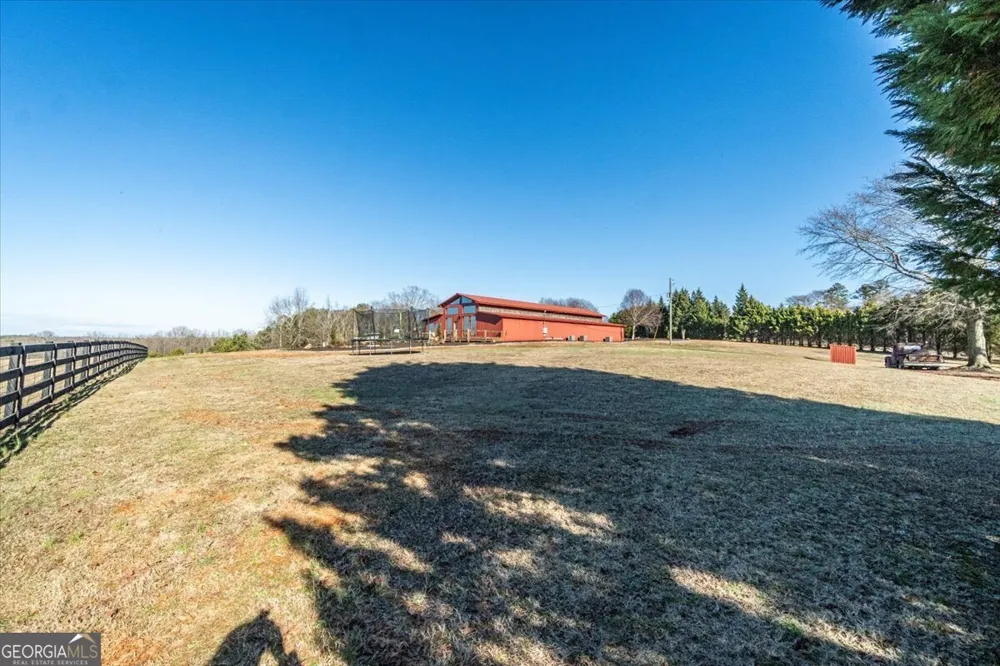 284 Snow Farm RD Hull, GA 30646