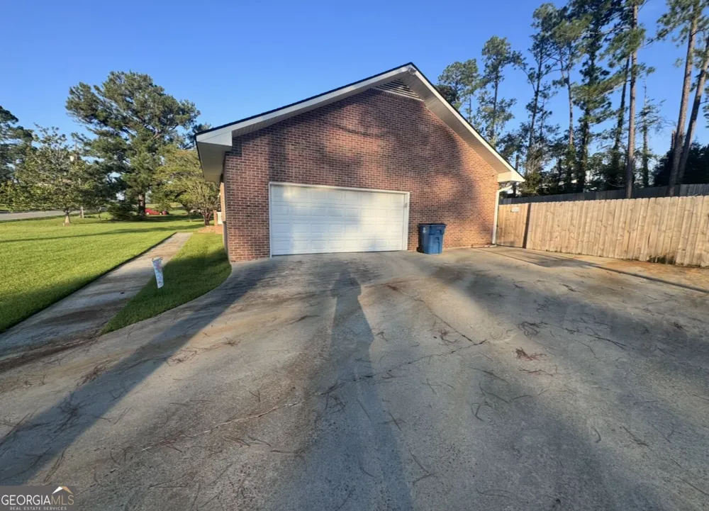 805 Mitchell DR Vidalia, GA 30474