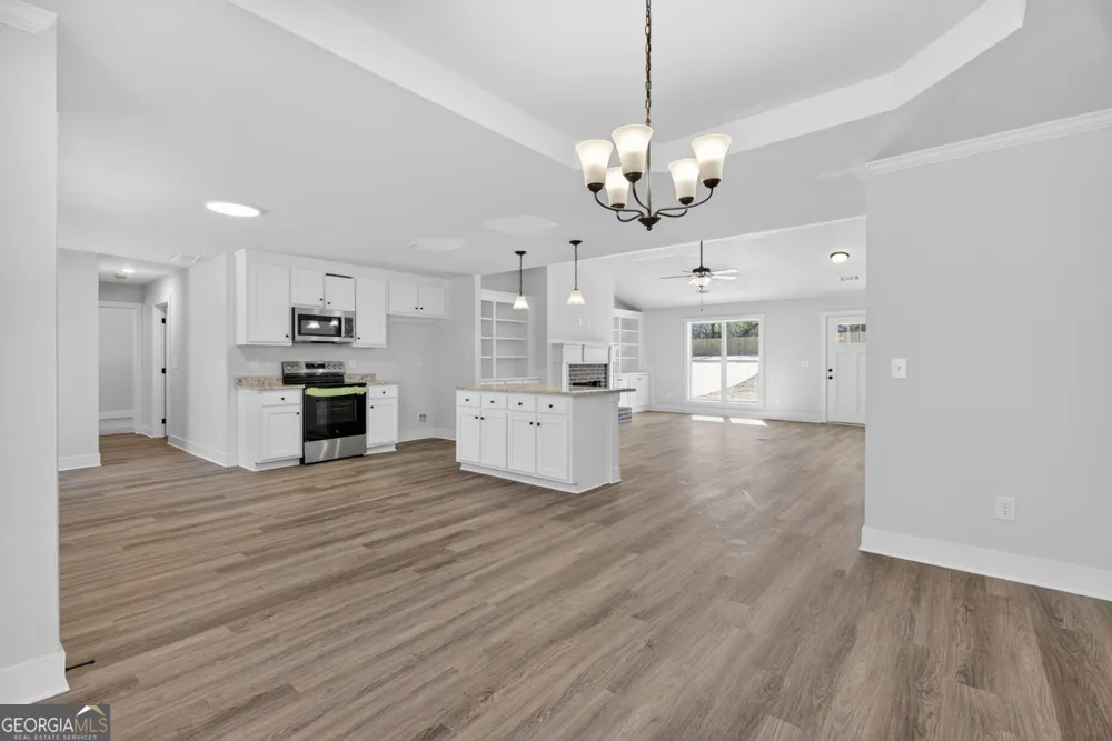 154 Airport RD Canon, GA 30520