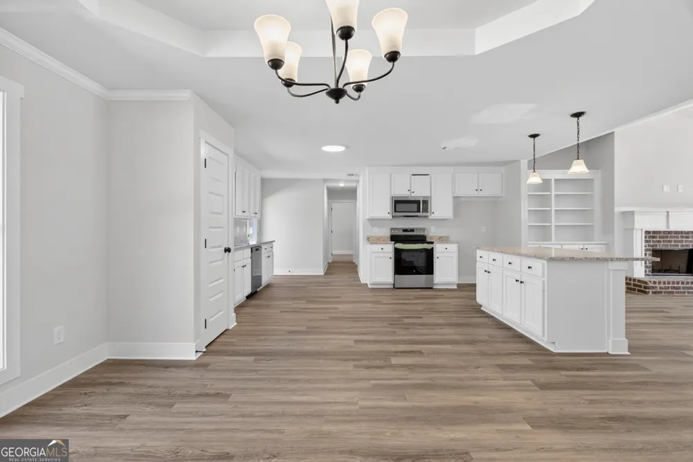 154 Airport RD Canon, GA 30520