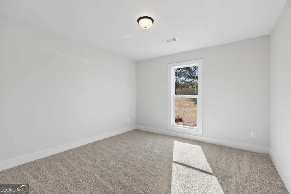 154 Airport RD Canon, GA 30520