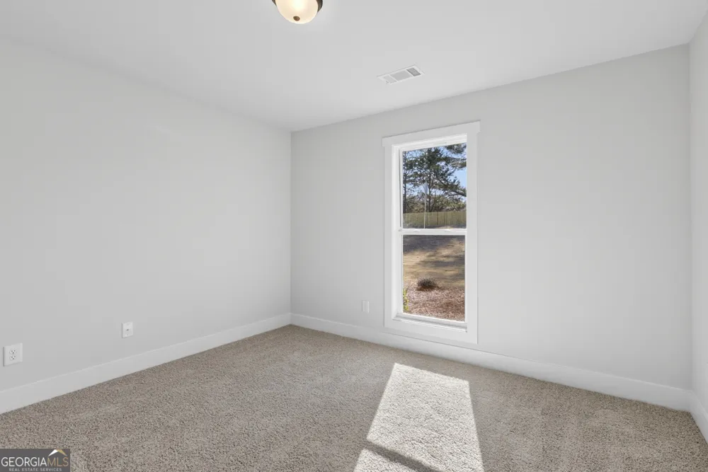 154 Airport RD Canon, GA 30520
