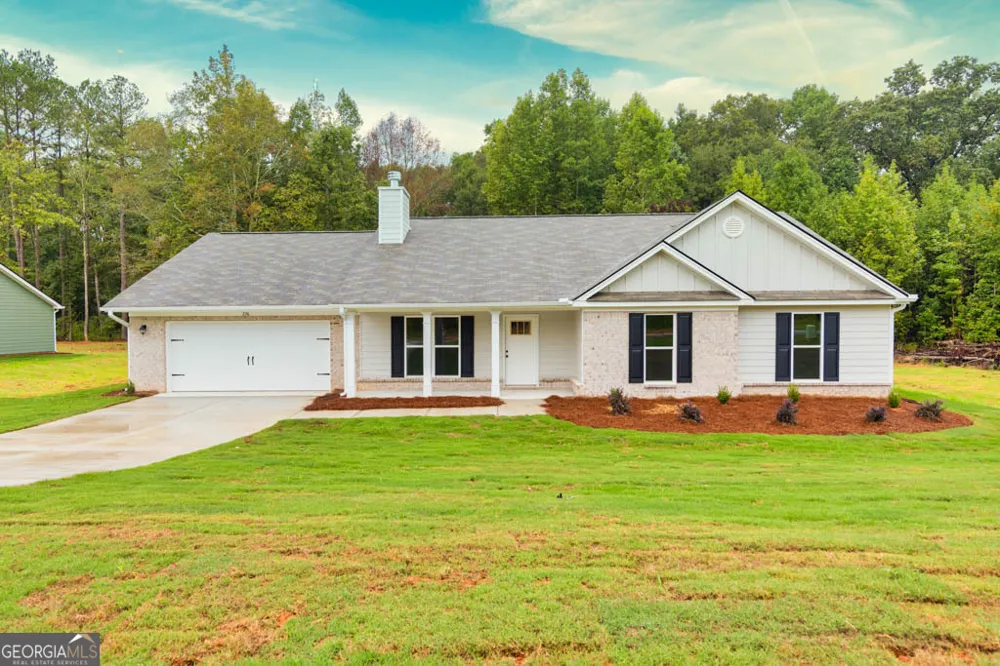 154 Airport RD Canon, GA 30520