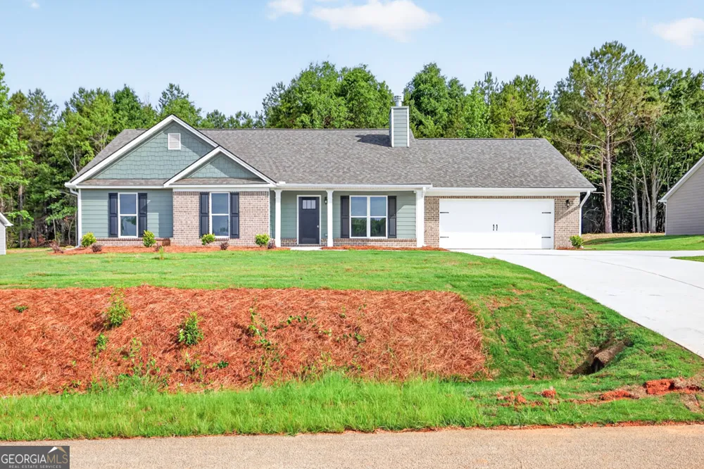 154 Airport RD Canon, GA 30520