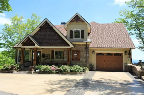 223 South Brow DR