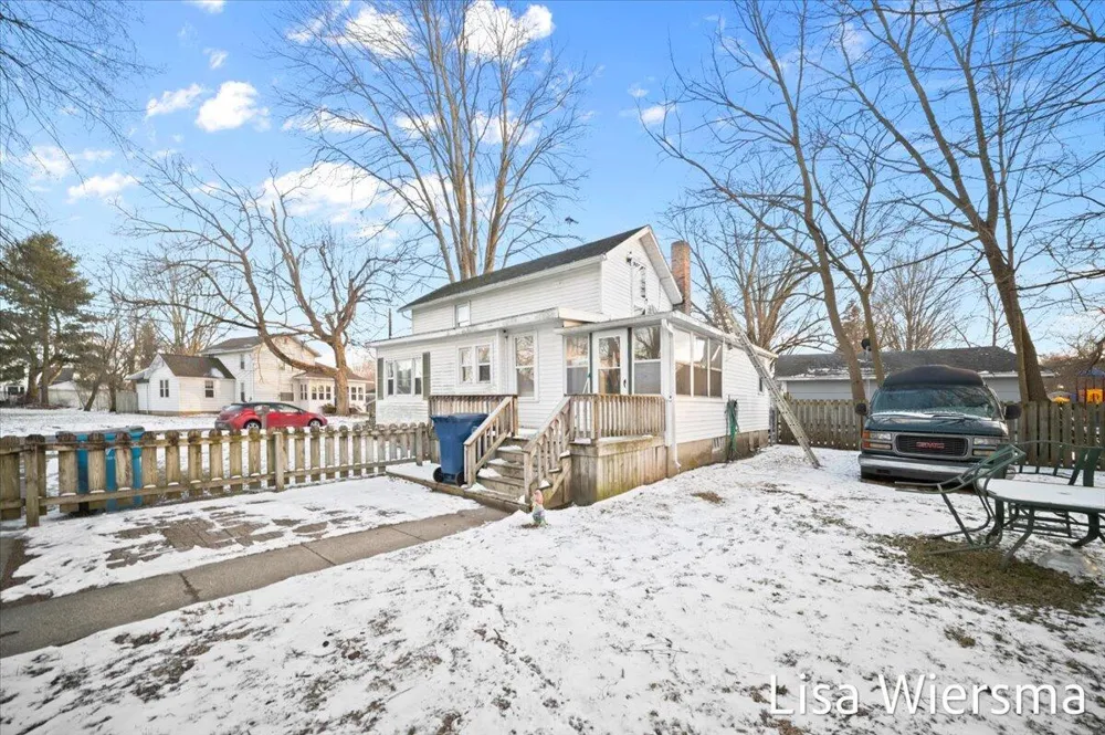 120 Palmer Avenue Colon Village, MI 49040