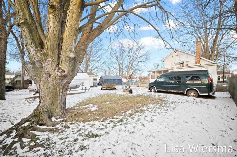 120 Palmer Avenue Colon Village, MI 49040