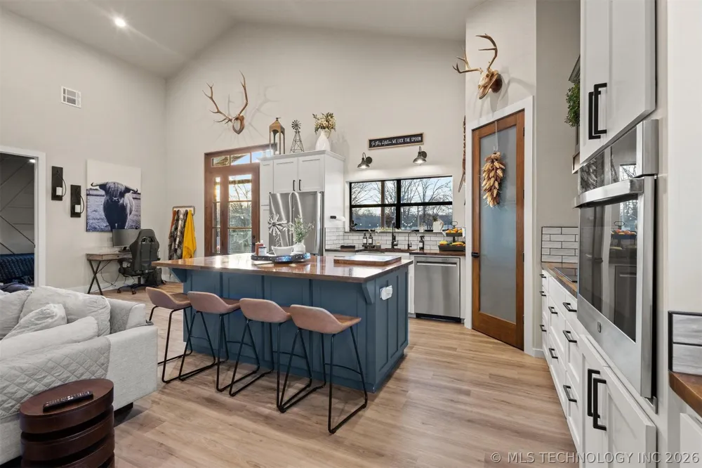 3607 S Half Bank Road Atoka, OK 74525