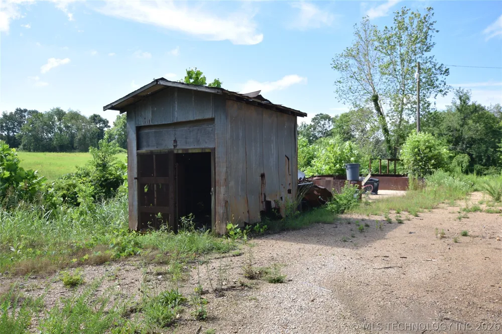 470564 Hwy 51 Stilwell, OK 74960