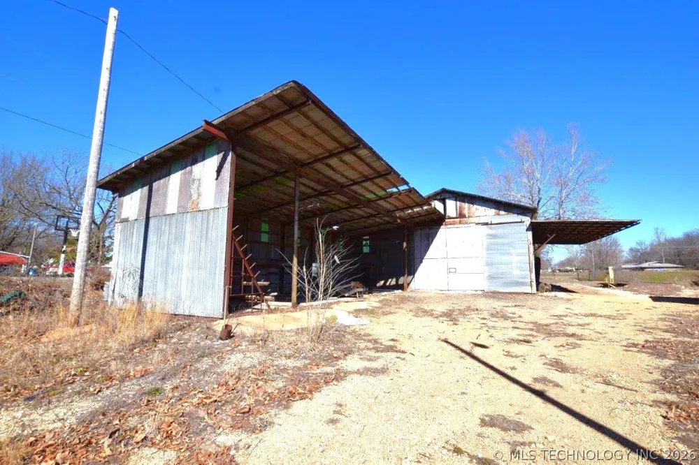 470564 Hwy 51 Stilwell, OK 74960