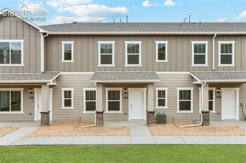 1124 Babette Heights