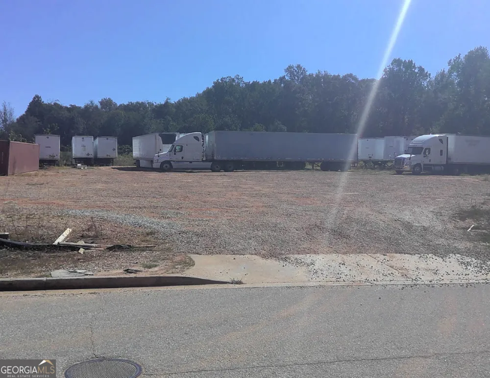 111 Hudson Industrial DR Griffin, GA 30224