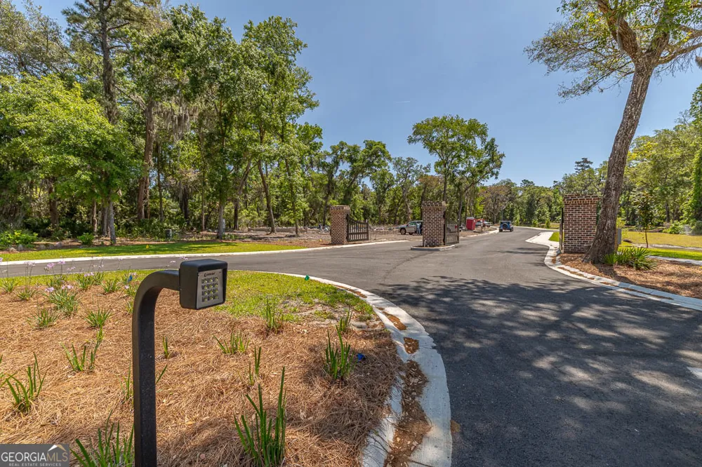 144 Canopy LN St. Simons, GA 31522