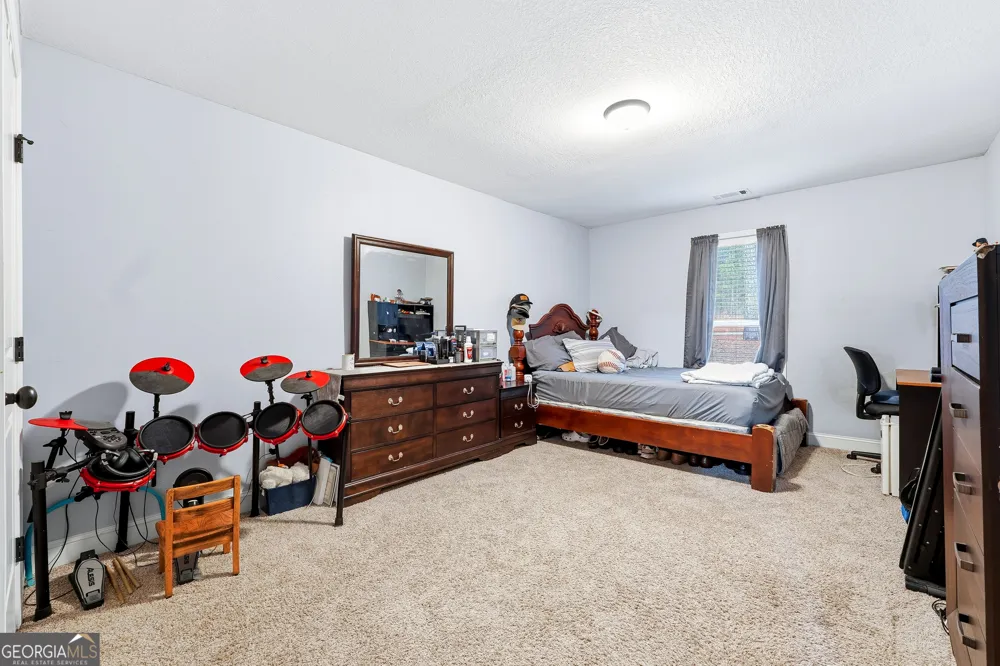 1618 McCannon Morris RD Hull, GA 30646