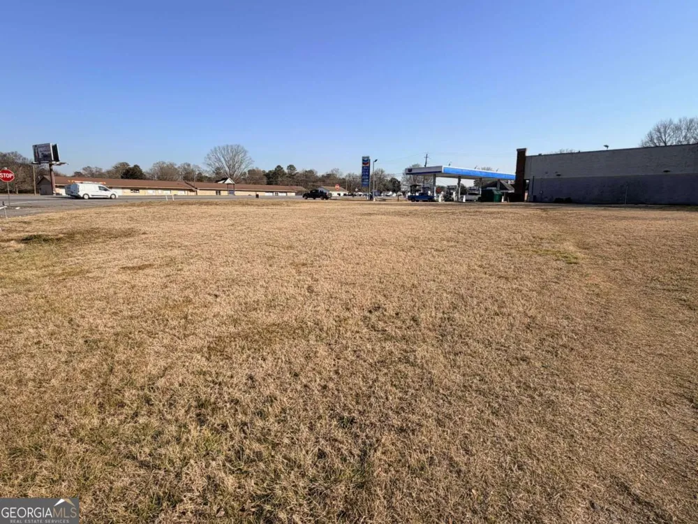 5911 Joe Frank Harris PKWY NW Adairsville, GA 30103
