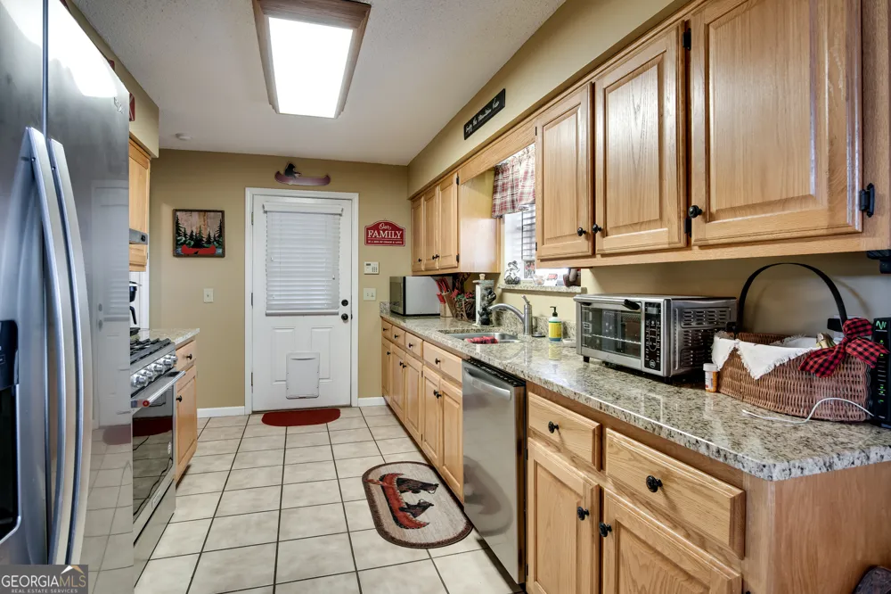 2379 Ridgepole DR Sky Valley, GA 30537