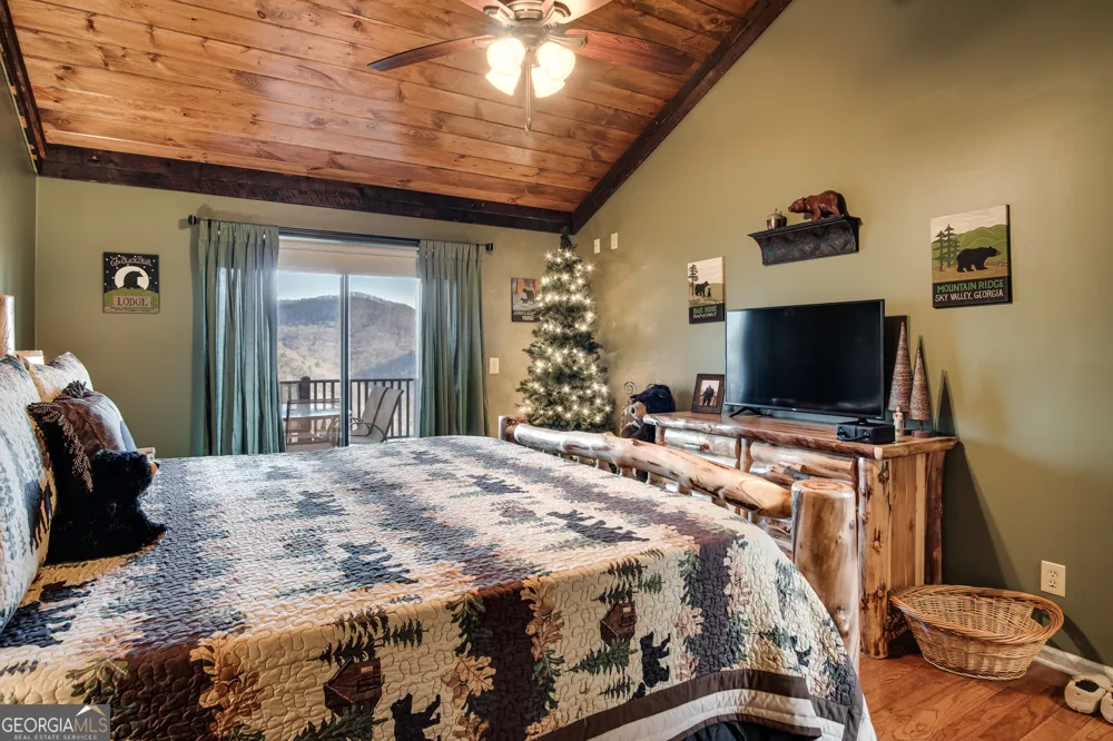 2379 Ridgepole DR Sky Valley, GA 30537