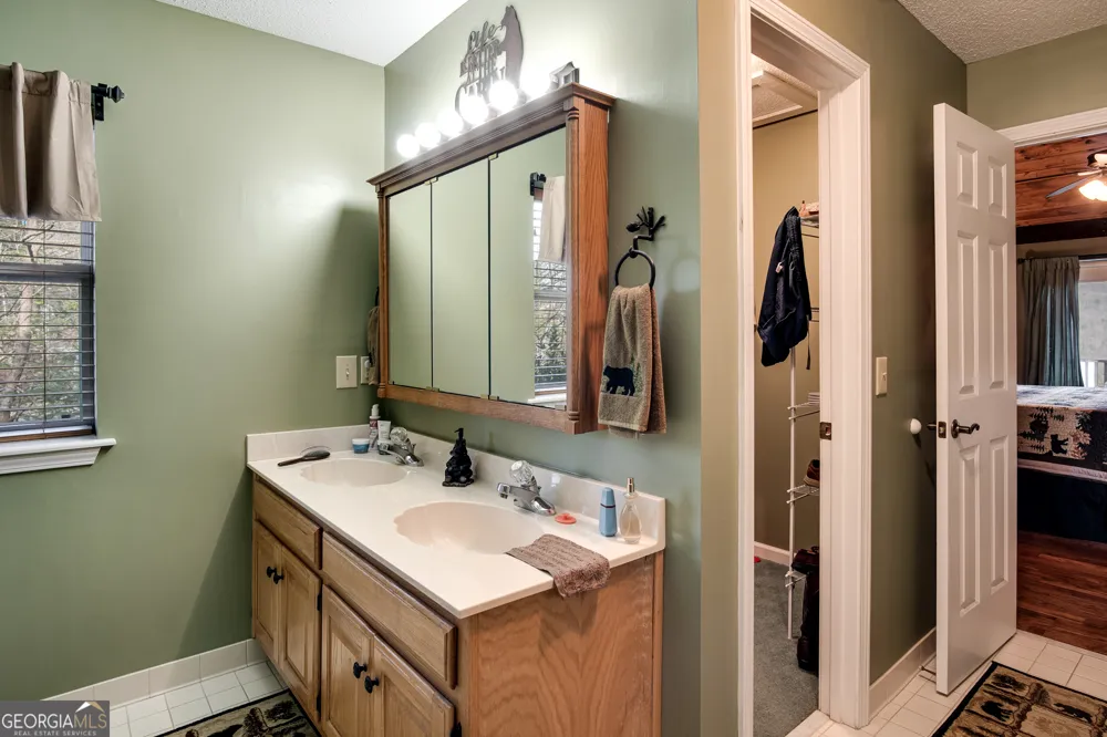 2379 Ridgepole DR Sky Valley, GA 30537