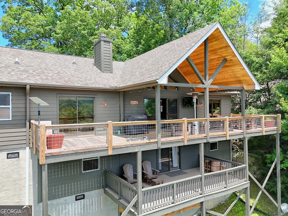 2379 Ridgepole DR Sky Valley, GA 30537