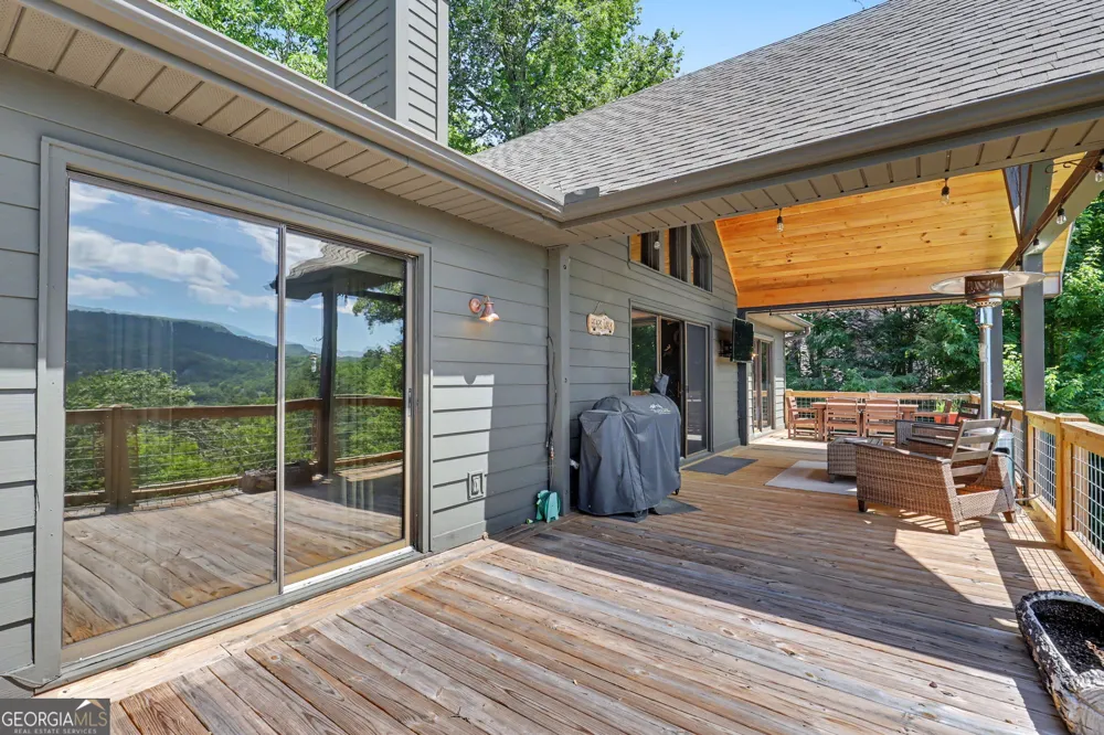 2379 Ridgepole DR Sky Valley, GA 30537
