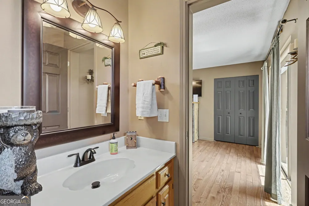 2379 Ridgepole DR Sky Valley, GA 30537