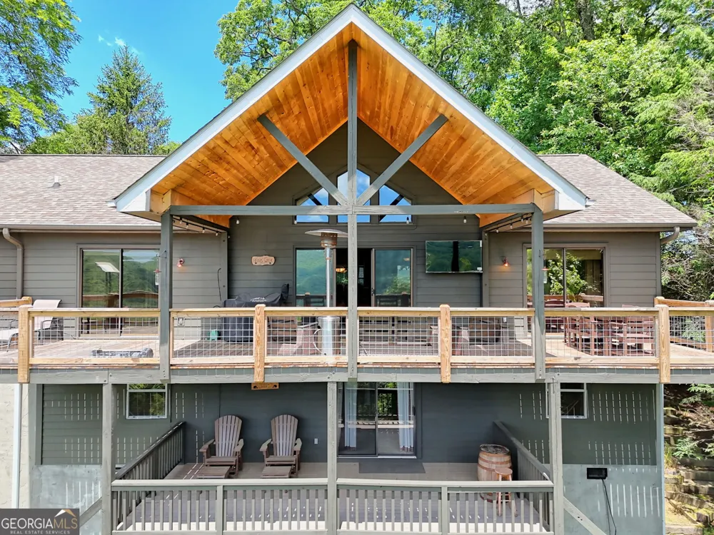 2379 Ridgepole DR Sky Valley, GA 30537