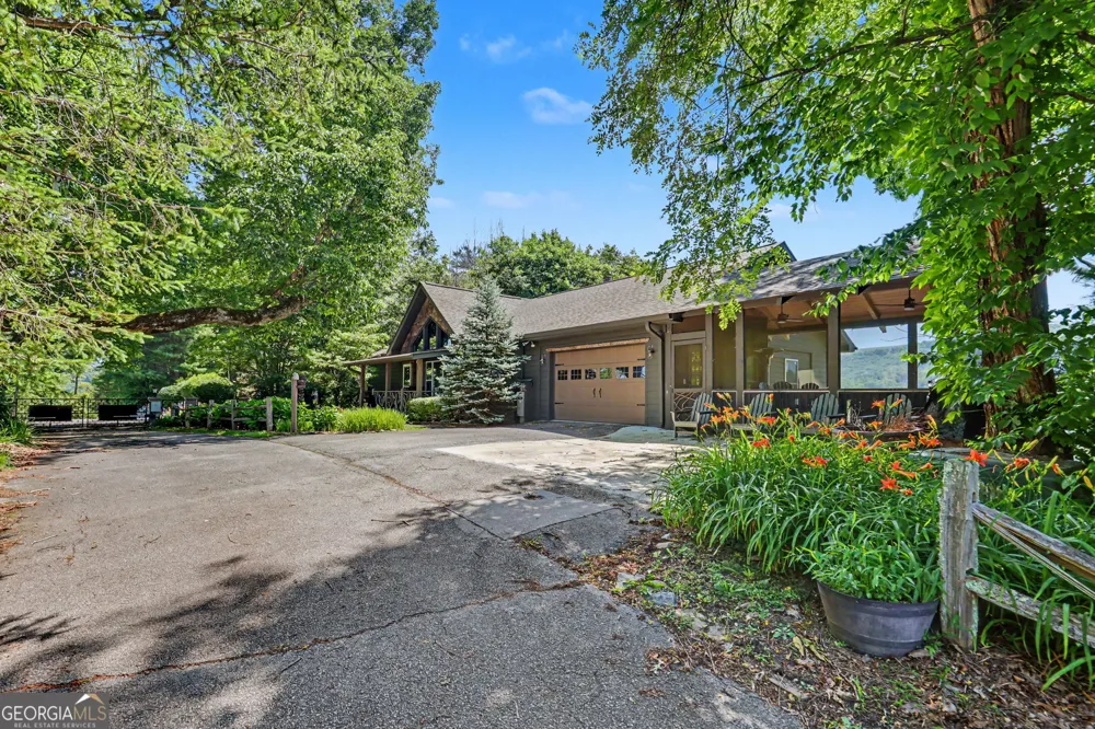 2379 Ridgepole DR Sky Valley, GA 30537