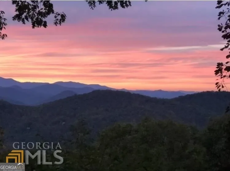 2379 Ridgepole DR Sky Valley, GA 30537
