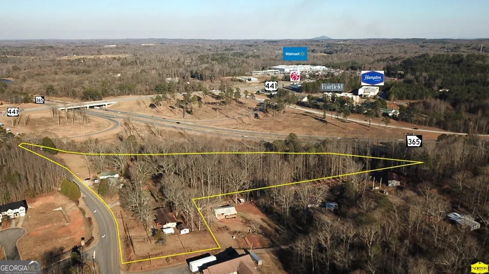 2778 J Warren RD Cornelia, GA 30531