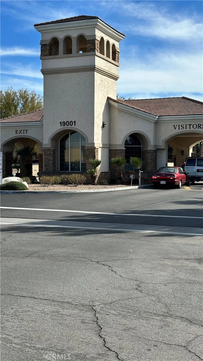 19269 ELM DRIVE Apple Valley, CA 92308
