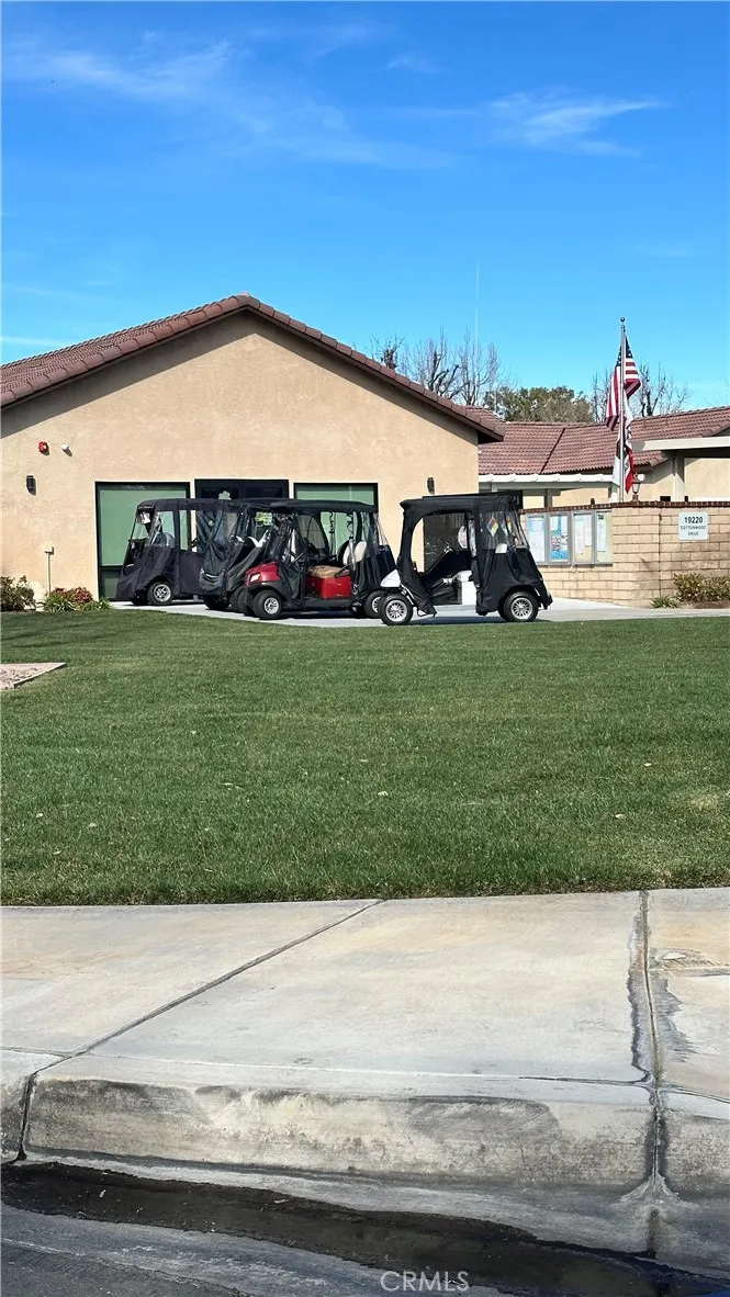 19269 ELM DRIVE Apple Valley, CA 92308