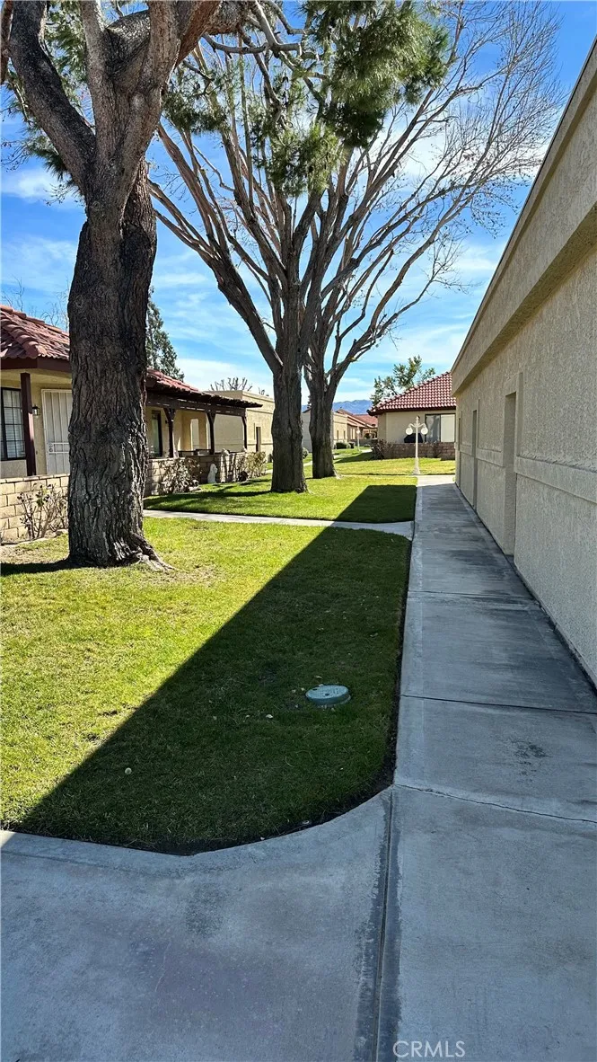19269 ELM DRIVE Apple Valley, CA 92308