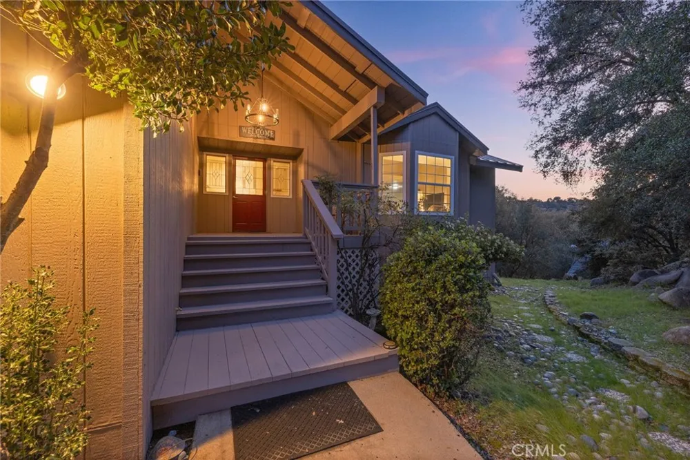 39301 Moonray Lane Oakhurst, CA 93644