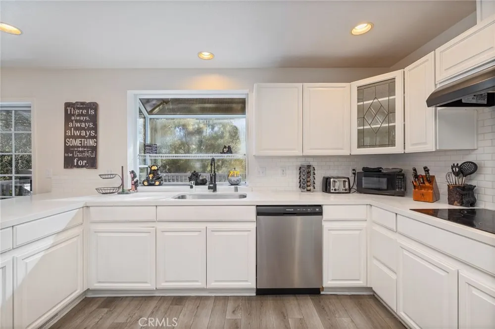 39301 Moonray Lane Oakhurst, CA 93644