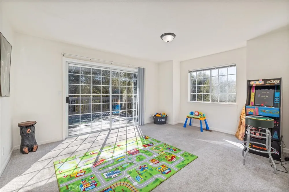 39301 Moonray Lane Oakhurst, CA 93644