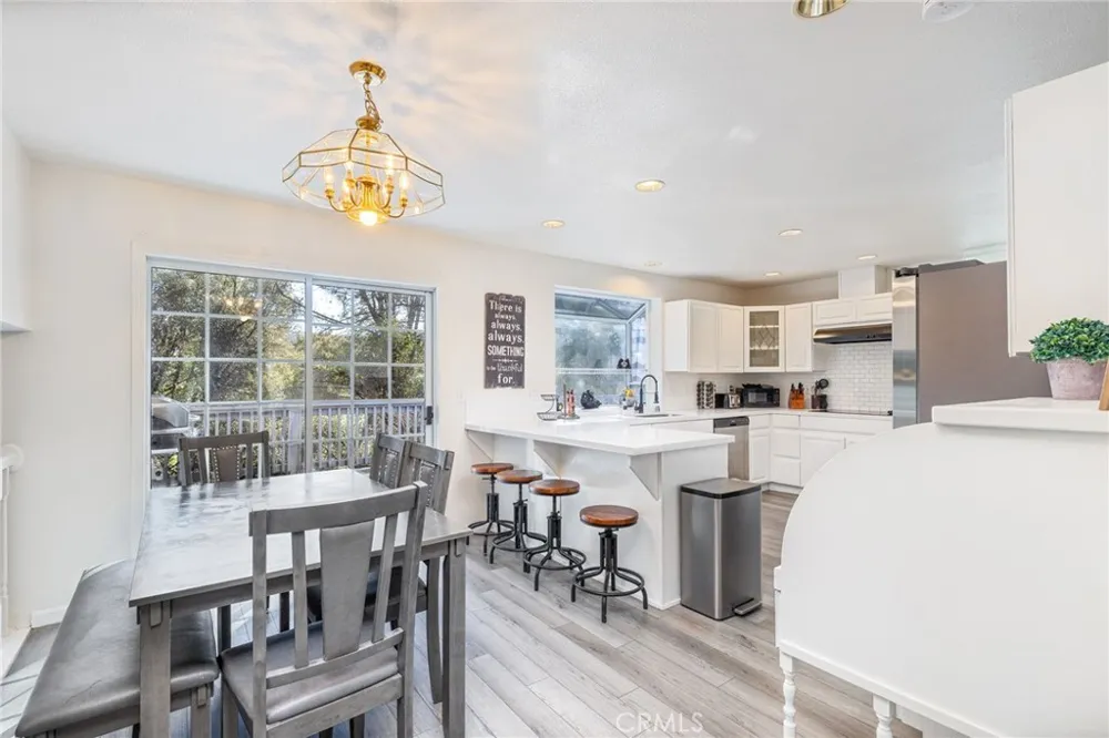 39301 Moonray Lane Oakhurst, CA 93644