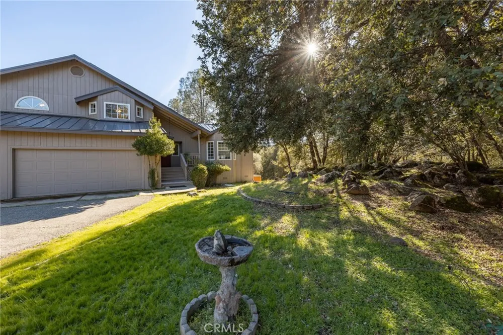 39301 Moonray Lane Oakhurst, CA 93644