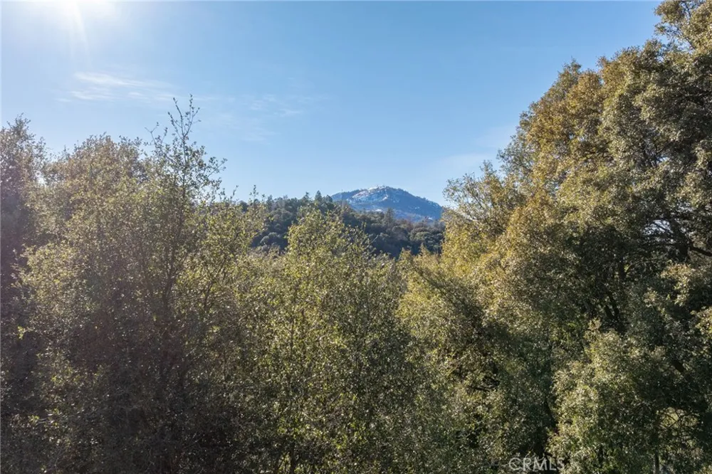 39301 Moonray Lane Oakhurst, CA 93644