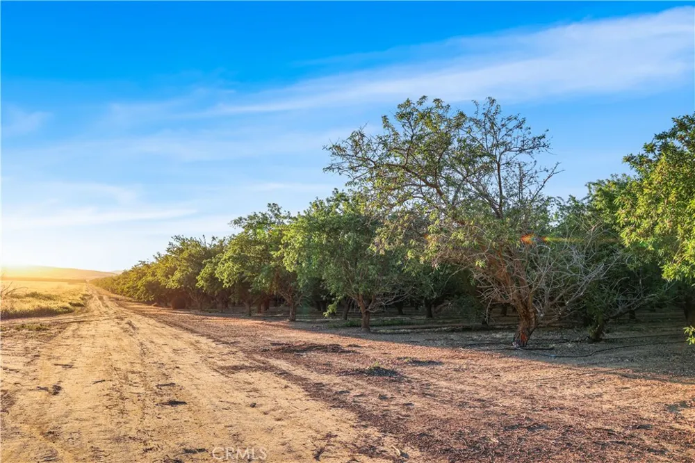 I5/Shields Firebaugh, CA 93622
