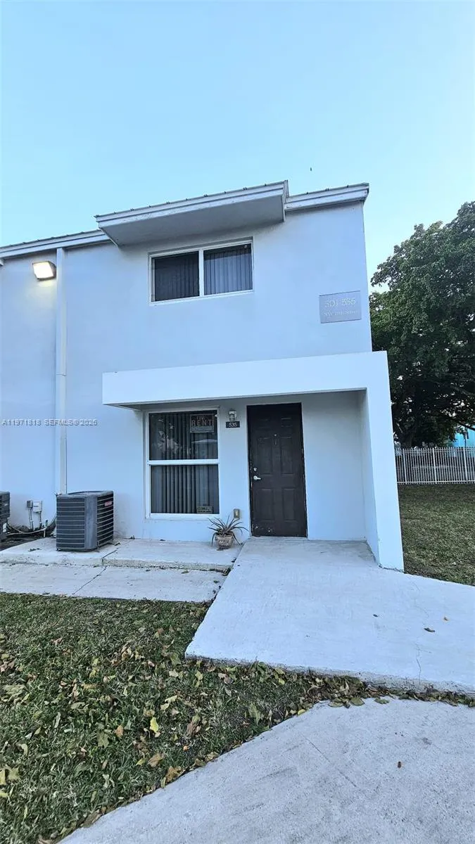 535 NW 19th St #369 Miami, FL 33136