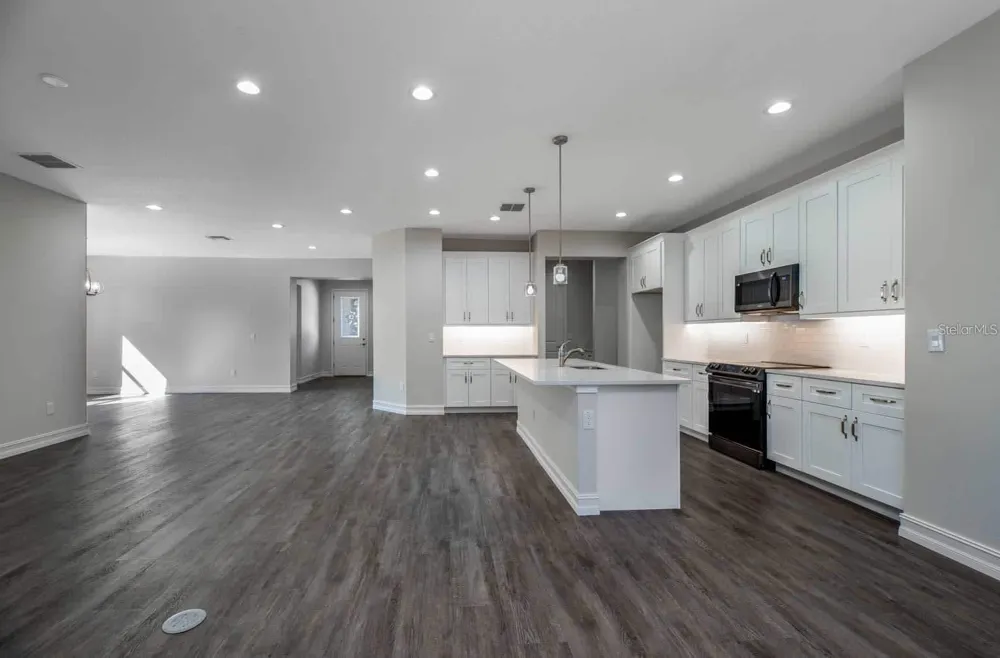 1794 NW 83RD LOOP ocala, FL 34475